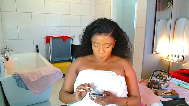 MIAMI9 Chat XXX in diretta