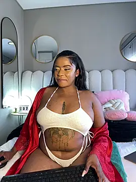 XXX chat uživo modela MIAMI9
