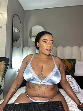 MIAMI9's Live XXX Chat