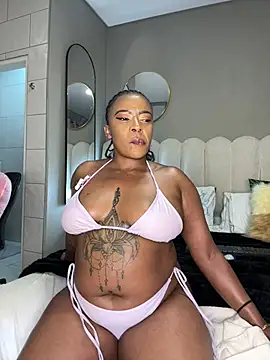 MIAMI9 Adlı Modelin Canlı XXX Sohbeti