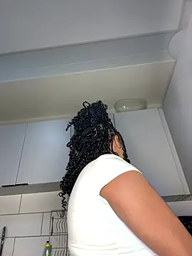 MIAMI9's Live XXX Chat
