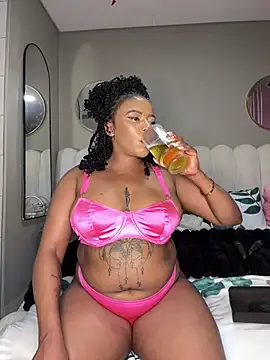 XXX chat uživo modela MIAMI9