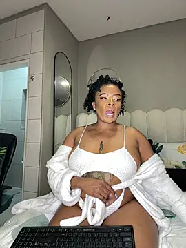 MIAMI9 라이브 XXX 채팅