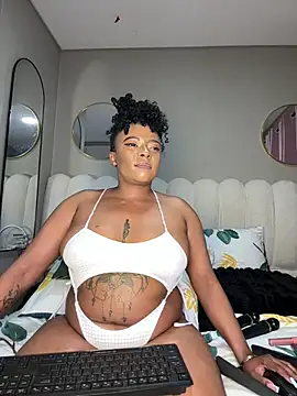 MIAMI9 – Naživo XXX chat