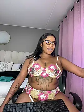 MIAMI9's Live XXX Chat