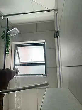 Chat +18 de MIAMI9 ao vivo