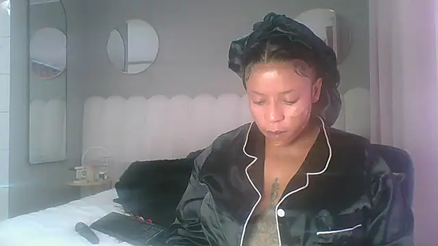 MIAMI9 Chat XXX in diretta