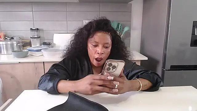 MIAMI9's Live XXX Chat