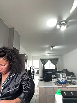 MIAMI9 Live XXX Chat