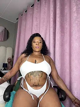 MIAMI9's Live XXX Chat