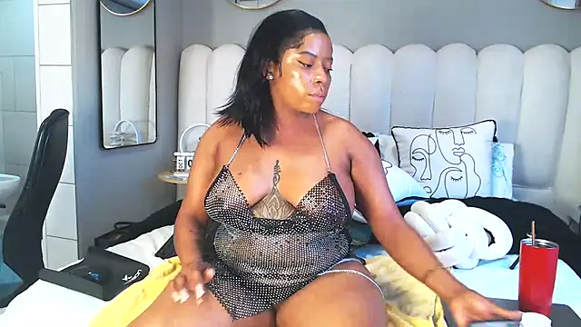 Chat +18 de MIAMI9 ao vivo