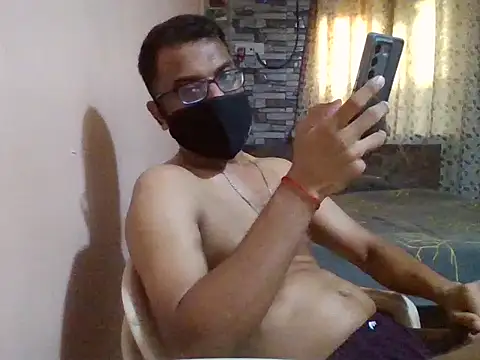sexx4 Adlı Modelin Web Kamerası Şovu