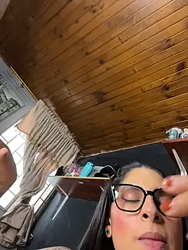 charlotte_stevenss_'s Webcam Show
