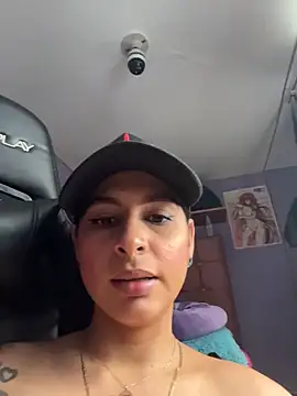 Chat XXX en directo de charlotte_stevenss_