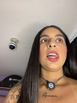 charlotte_stevenss_ Show in webcam