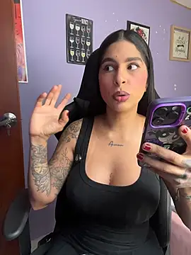 charlotte_stevenss_'s Webcam Show