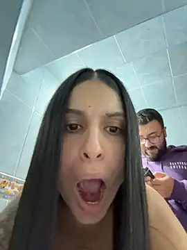 charlotte_stevenss_: διαδικτυακό σόου στην κάμερα