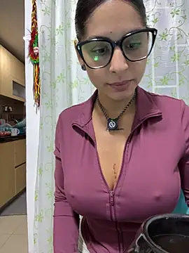 charlotte_stevenss_'s Webcam Show