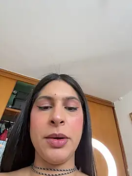 charlotte_stevenss_ Show in webcam