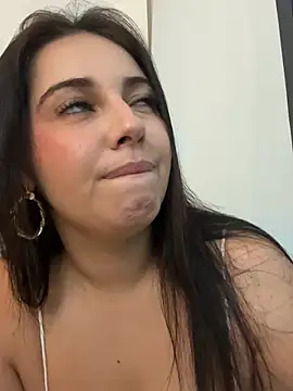 Abby-26 Adlı Modelin Canlı XXX Sohbeti