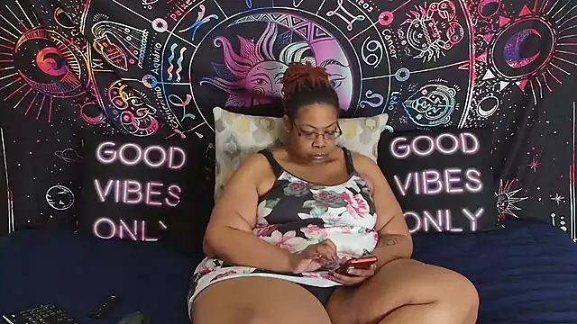 GoddessRenae777's Webcam Show