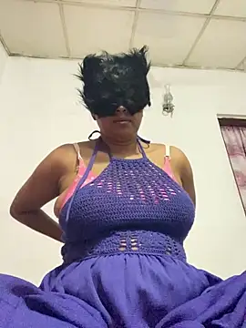 Lisa-40's Live XXX Chat