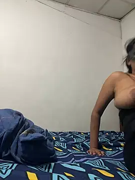 Lisa-40 লাইভ XXX চ্যাট