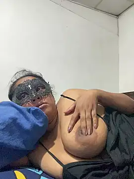 Lisa-40 Chat XXX in diretta