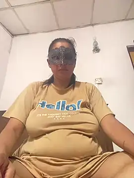 Lisa-40 লাইভ XXX চ্যাট