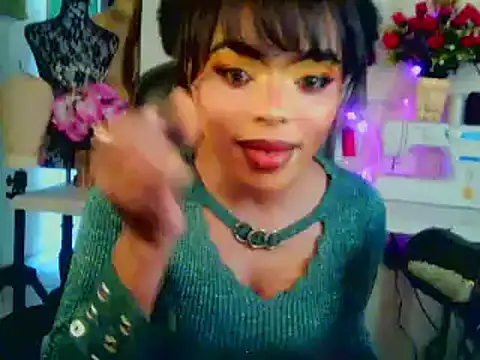 Anaconda2350 Live XXX Chat