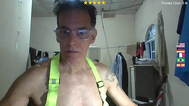 CaptainFox Pertunjukan Webcam