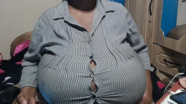 CUTEFIRMMELONSS – Kamerová šou