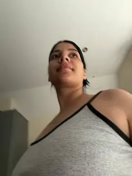 Czat XXX na żywo – Samira30