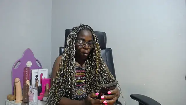 Chatroom XXX en direct de Shaniko89