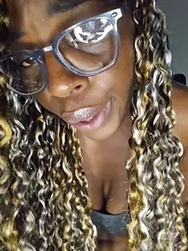 Shaniko89's Live XXX Chat