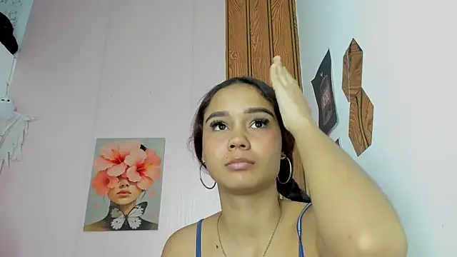 MarianaManzur's Live XXX Chat