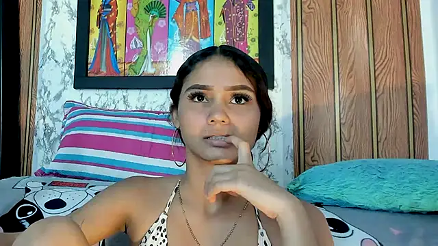 MarianaManzur's Live XXX Chat