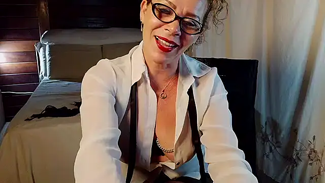 Chat +18 de BarbaraDominatrix ao vivo