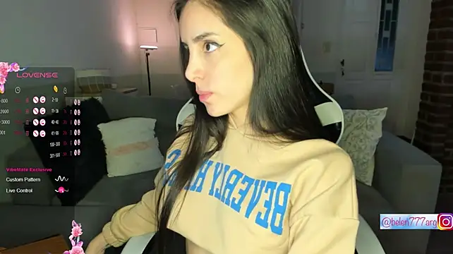 belu_arg Adlı Modelin Canlı XXX Sohbeti