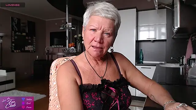 Chat XXX en directo de roxana_brooks
