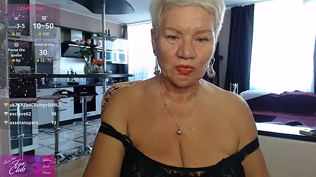 roxana_brooks Adlı Modelin Web Kamerası Şovu