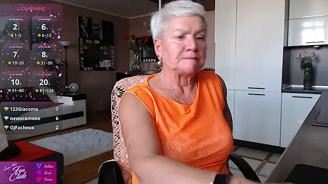 دردشة roxana_brooks الجنسية المباشرة