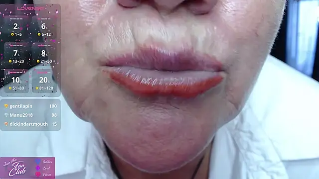 Chat +18 de roxana_brooks ao vivo