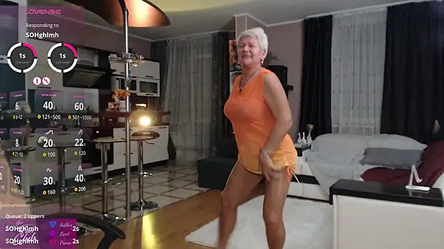 roxana_brooks Adlı Modelin Canlı XXX Sohbeti