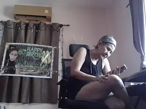 mariam1974's Webcam Show