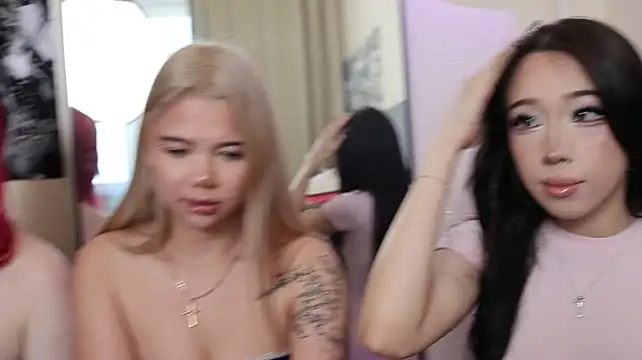 Show modela NickAnny na web-kameri