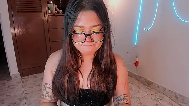 megar_3 Live XXX-Chat