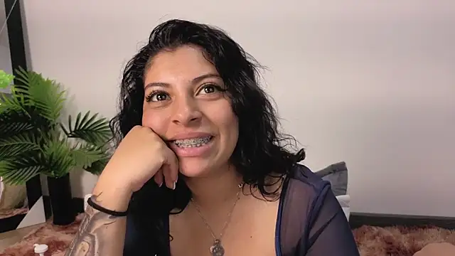 Chatroom XXX en direct de Iam_Issaa