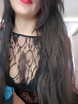צ'אט XXX בשידור חי של leah_passion