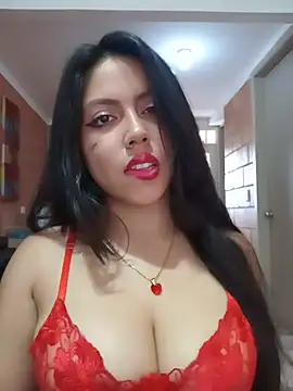 leah_passion 即時 XXX 聊天